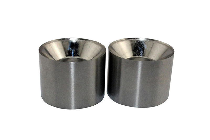 Tungsten carbide components