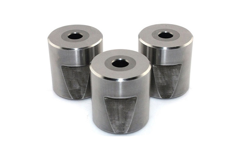 Tungsten carbide components